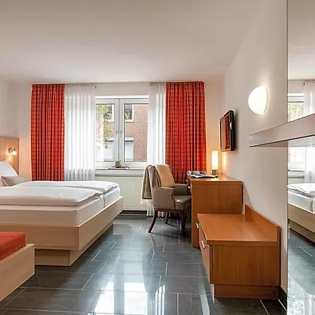فندق Europa 3*